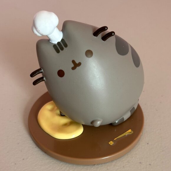 Vinyl Baker Pusheen Cat Figure MISSING ROLLING PIN - Picture 1 of 5